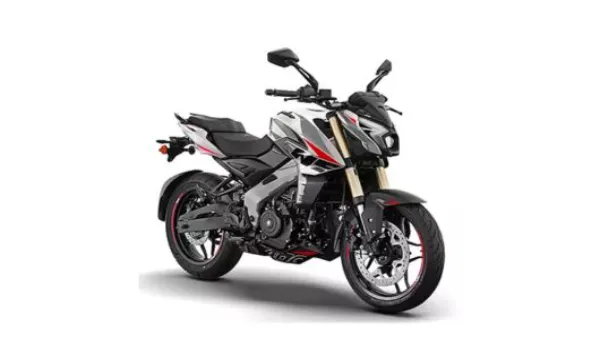 Bajaj Pulsar NS400Z Metallic Pearl White